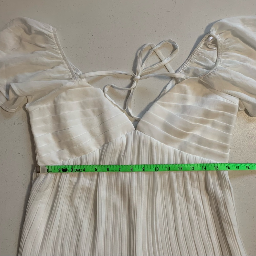 Lulus Large Amalfi Coast White Pleated Flutter Sleeve Mini Dress NWOT - Picture 14 of 16